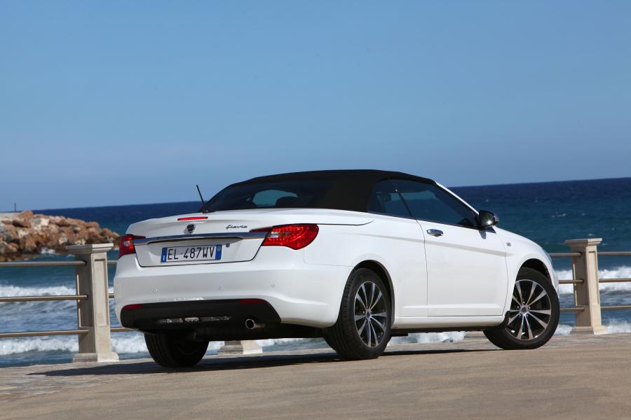  Lancia Flavia Convertible 2012 года  (фото 45 из 92)